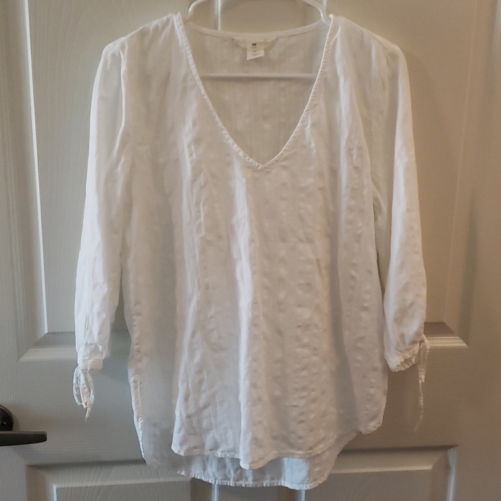 Long-sleeved blouse